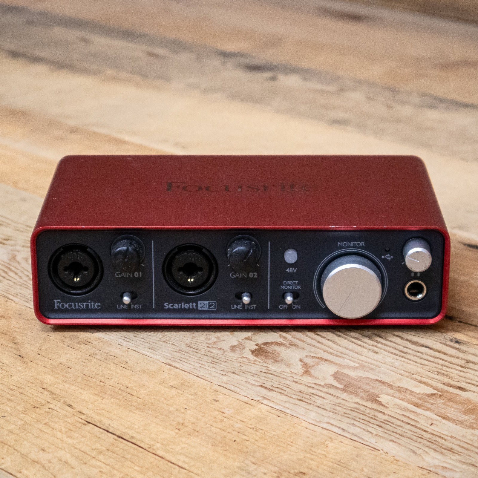 Focusrite Scarlett 2i2 USB Audio Recording Interface 2-i-2 Studio U285664