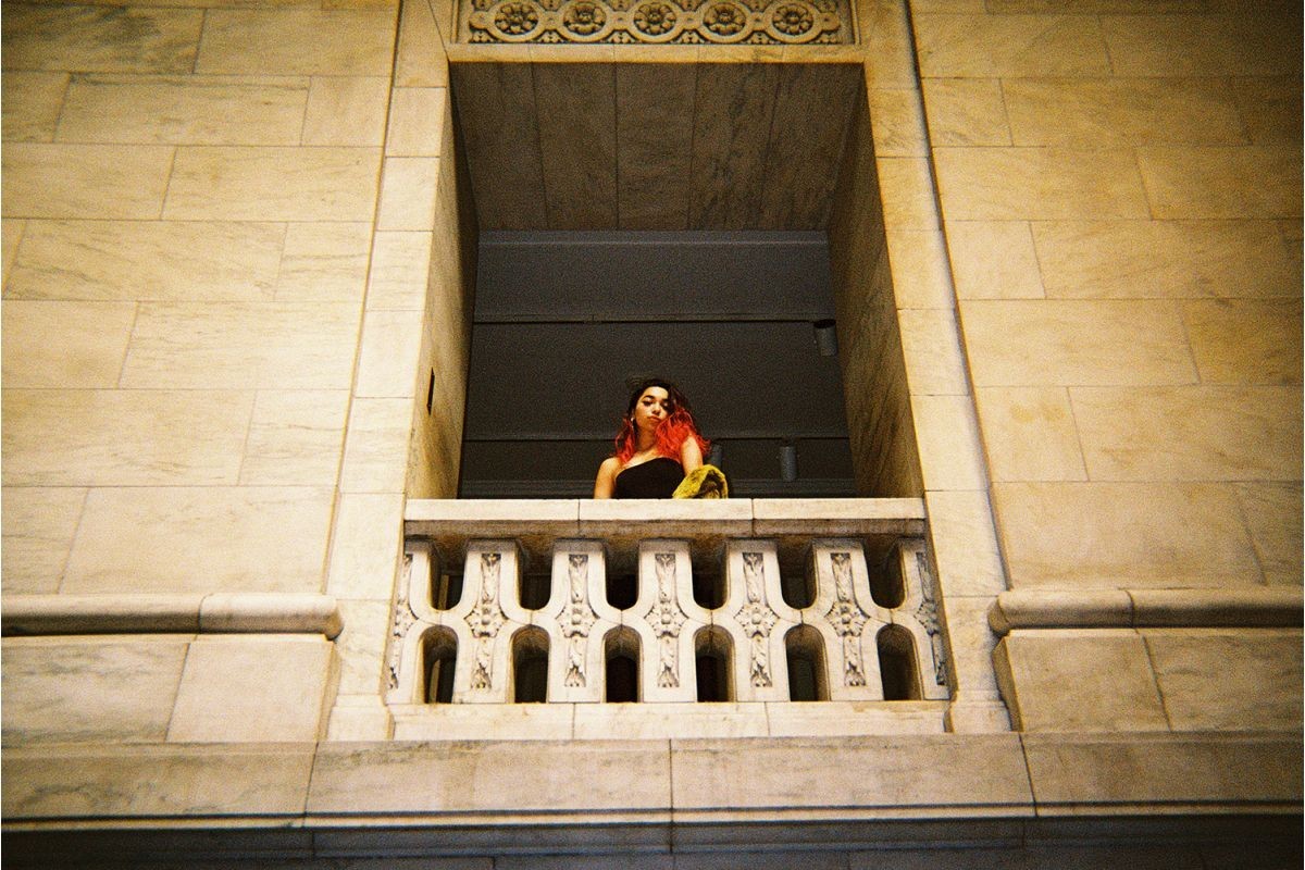 Lomography Simple Use Color Negative 400 ISO Camera 36 Exposures