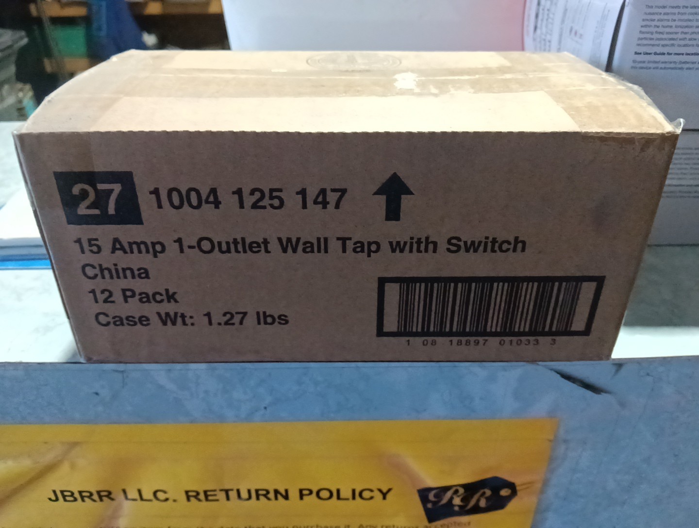 15 Amp 1- Outlet Wall Tap With Switch (12 Pack)