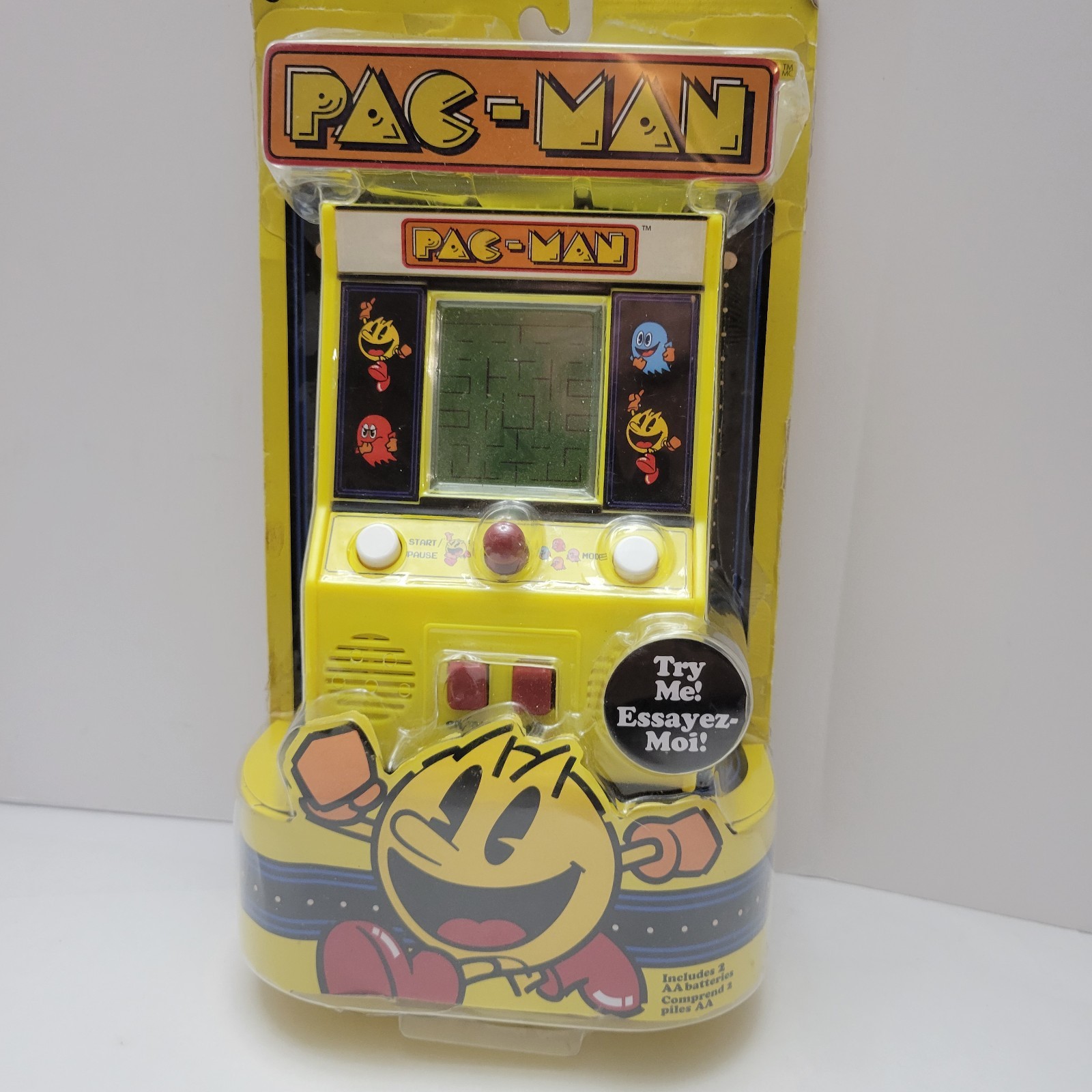 Bandai Pac-Man Mini Retro Arcade Game Handheld Electronic Classic Video Game