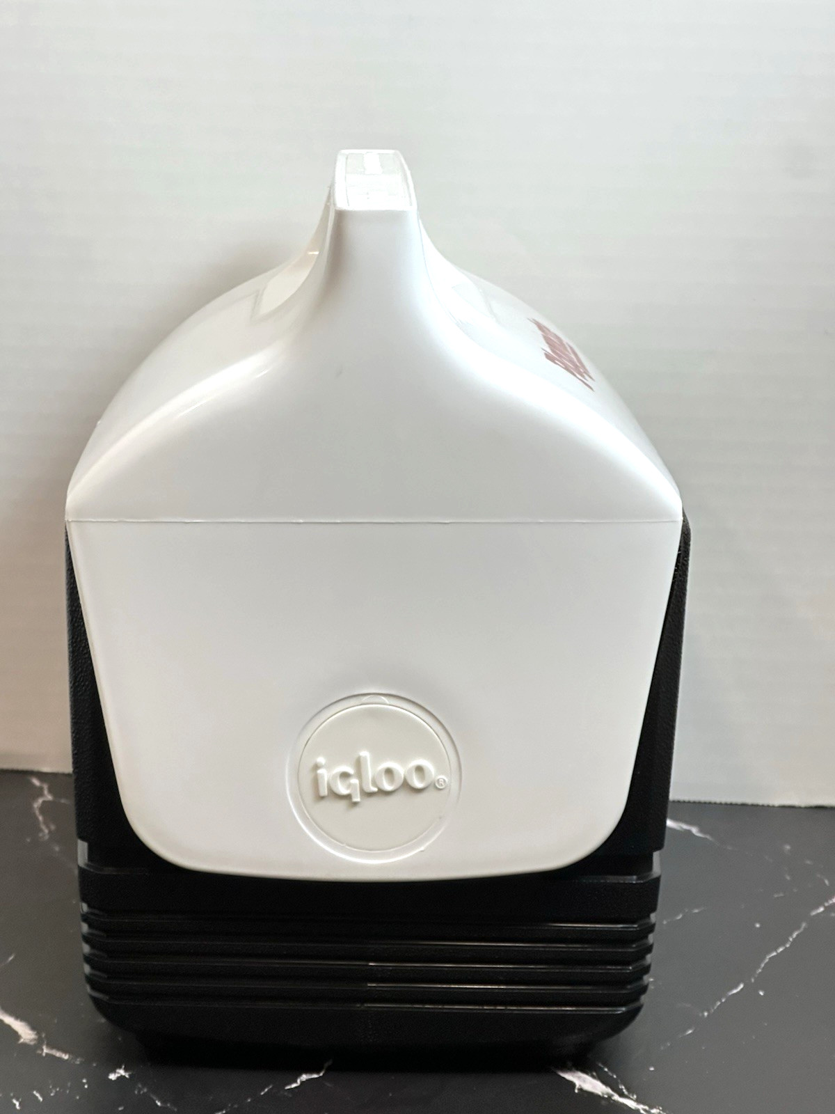Igloo Playmate Mini Cooler 4 Quart 6 Can Black/White Push Button Lunchbox
