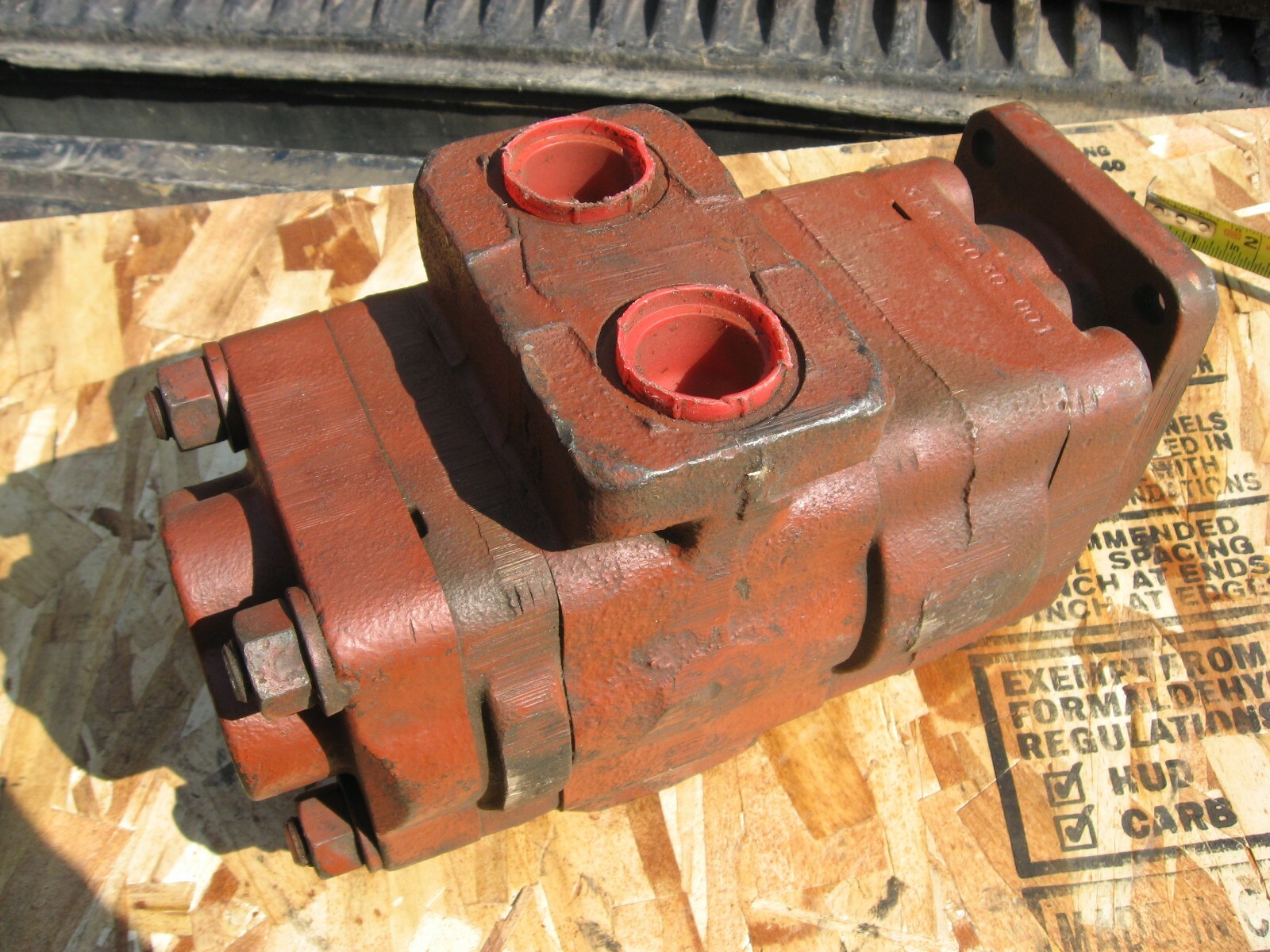 Jefferey S-486437,  Gear hydraulic pump ,  constant  volume. Rebuild