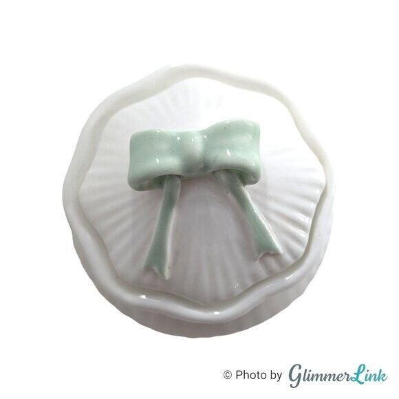 Delicate Green Bow Lidded Round Fine Bone China Trinket Box