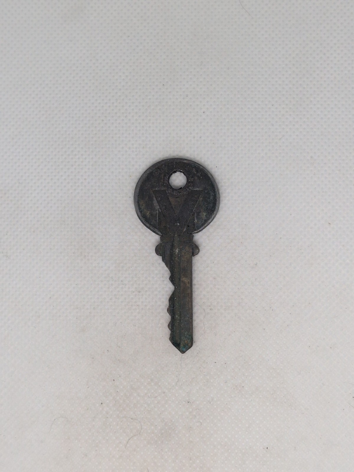 Vintage ILCO Independent V key