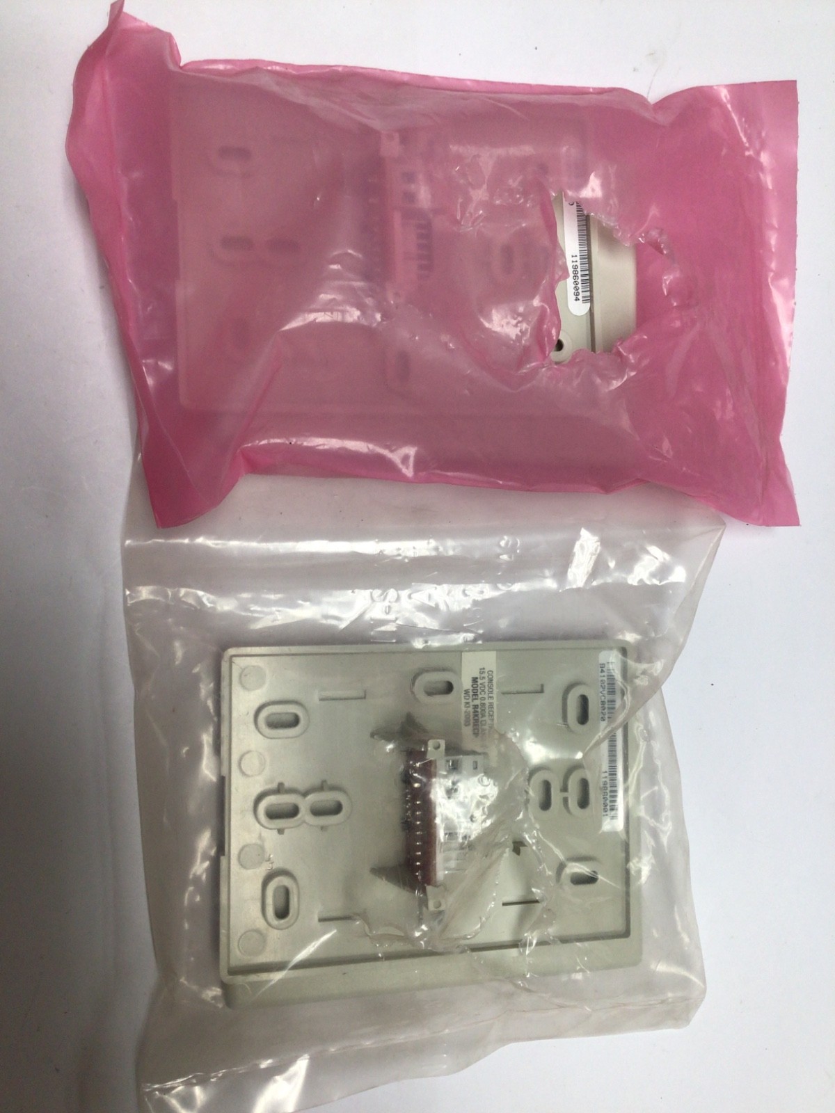 Rauland Responder R4K Console Receptacle R4KRECP new missing screws Lot of 2