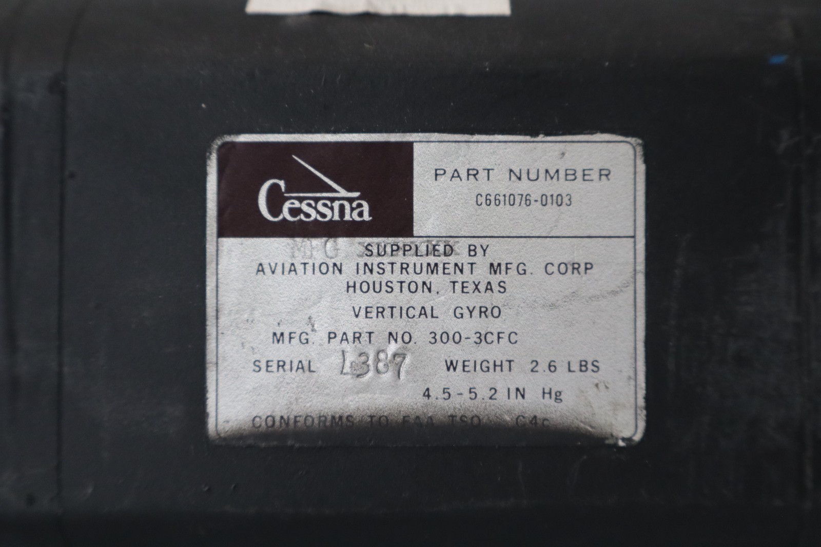 Cessna C661076-0103 Vertical Gyro 300-3CFC