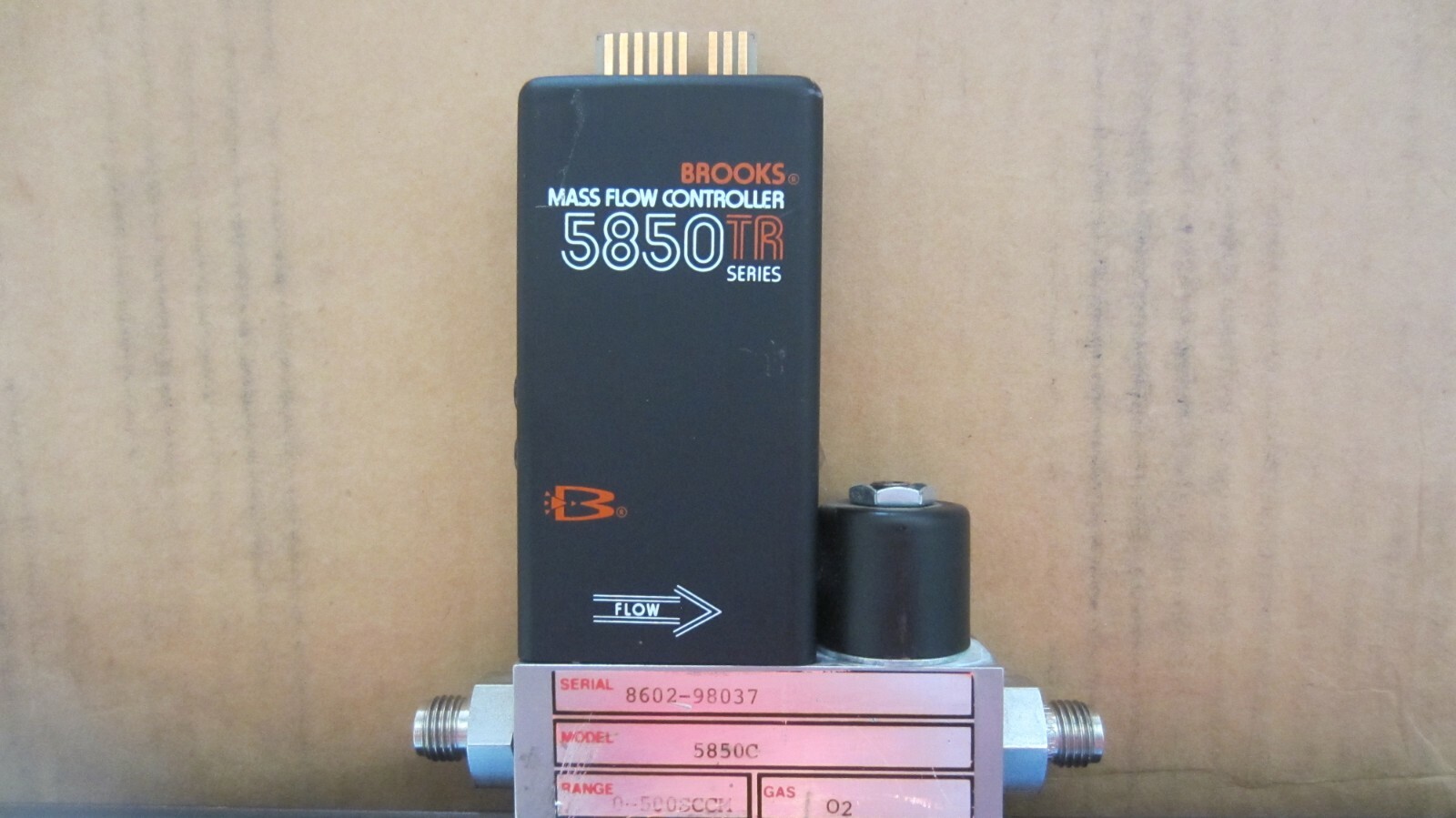 Brooks 5850TR Mass Flow Controller w/ 500SCCM O2 gas (5850C) (5 In-Stock)