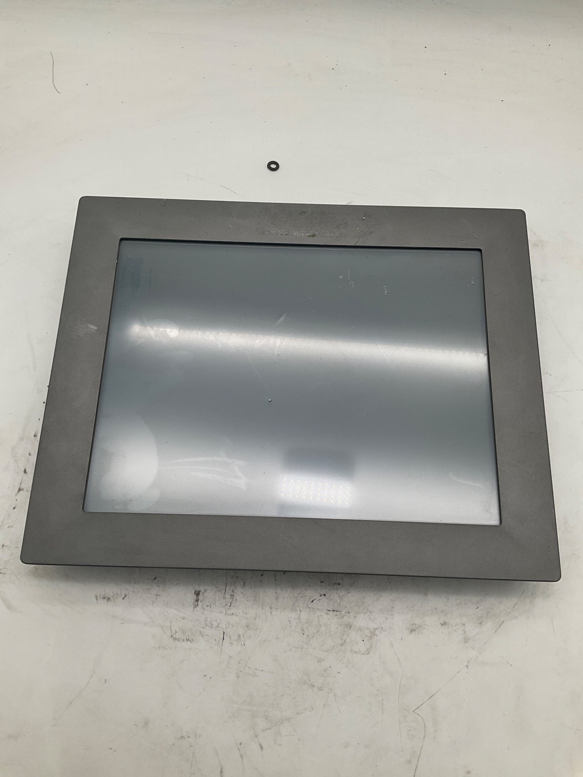 ADVANTECH FPM‑2150G Industrial Touchscreen Monitor USED