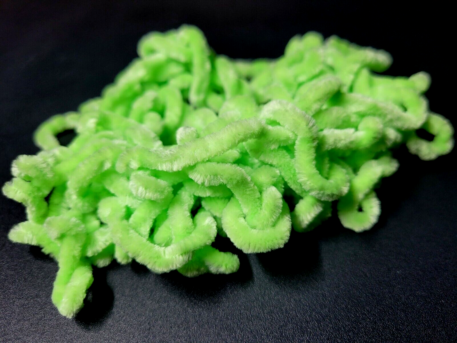 CHENILLE - Medium - 10 COLORS - 5 Yard Pack - Fly Tying Materials - Jigs - NEW!