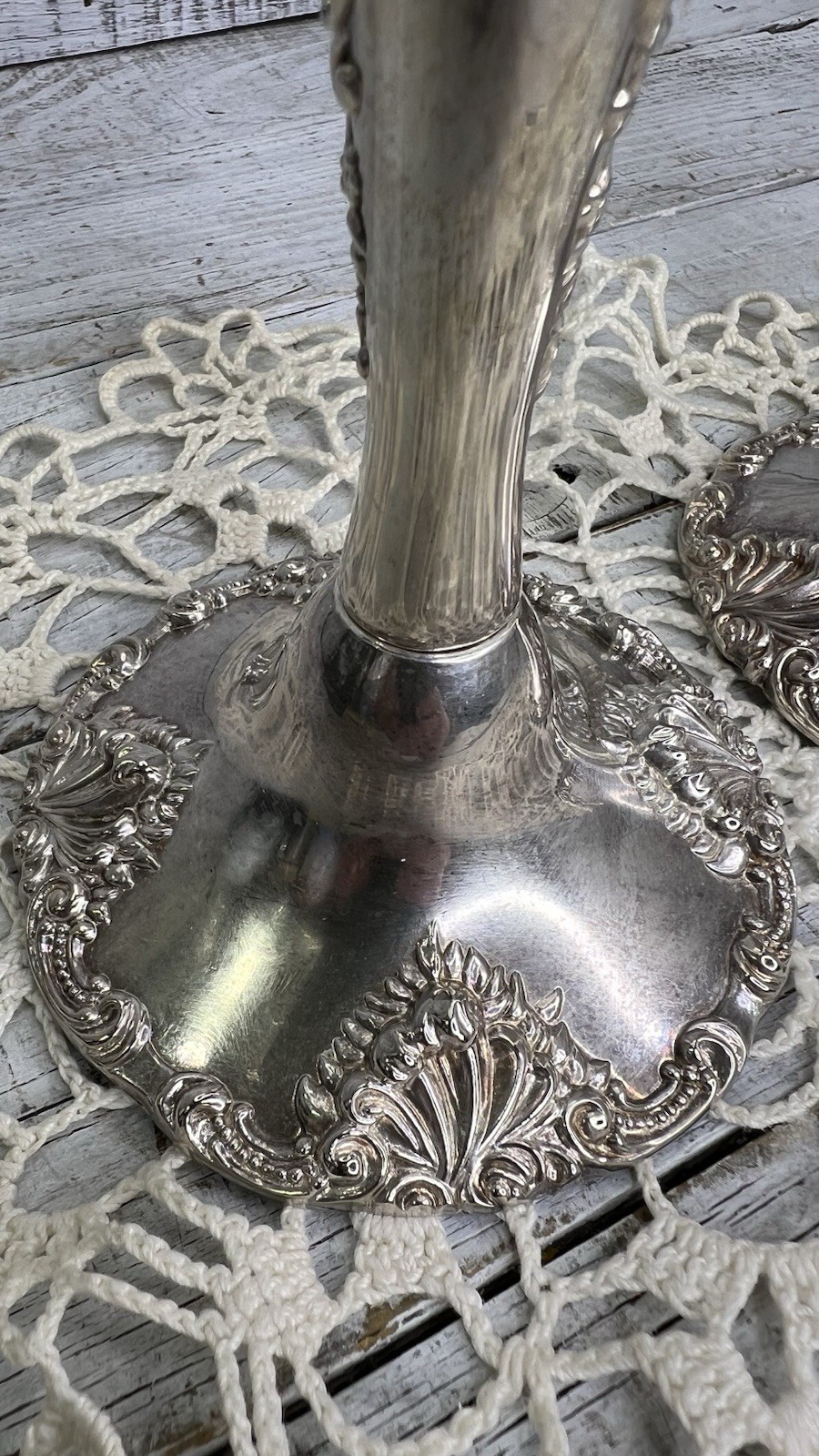 VINTAGE PAIR 2 GODINGER SILVER PLATED 8 25” CANDLESTICK BAROQUE GRAPE PATTERN 🩶