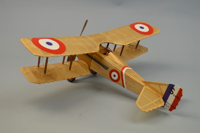 Dumas #238 Walnut 18"  SPAD VII Wingspan Kit~MINT in the BOX