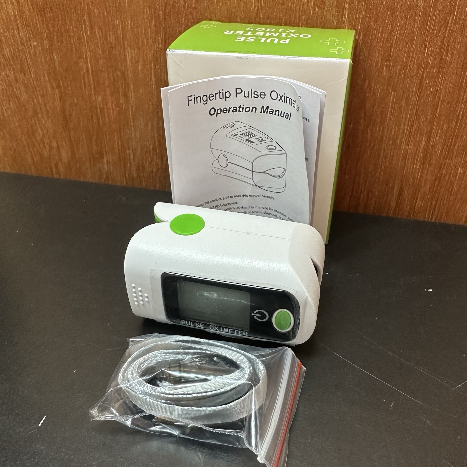 NEW Pulse Oximeter Fingertip Heart Pulse Rate and Blood-Oxygen Monitor X1805 🚨