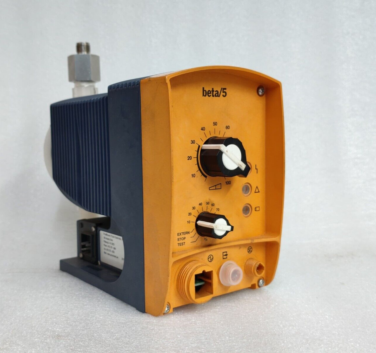 Prominent Fluid Controls Type: BT5A0420PVT260UU110000