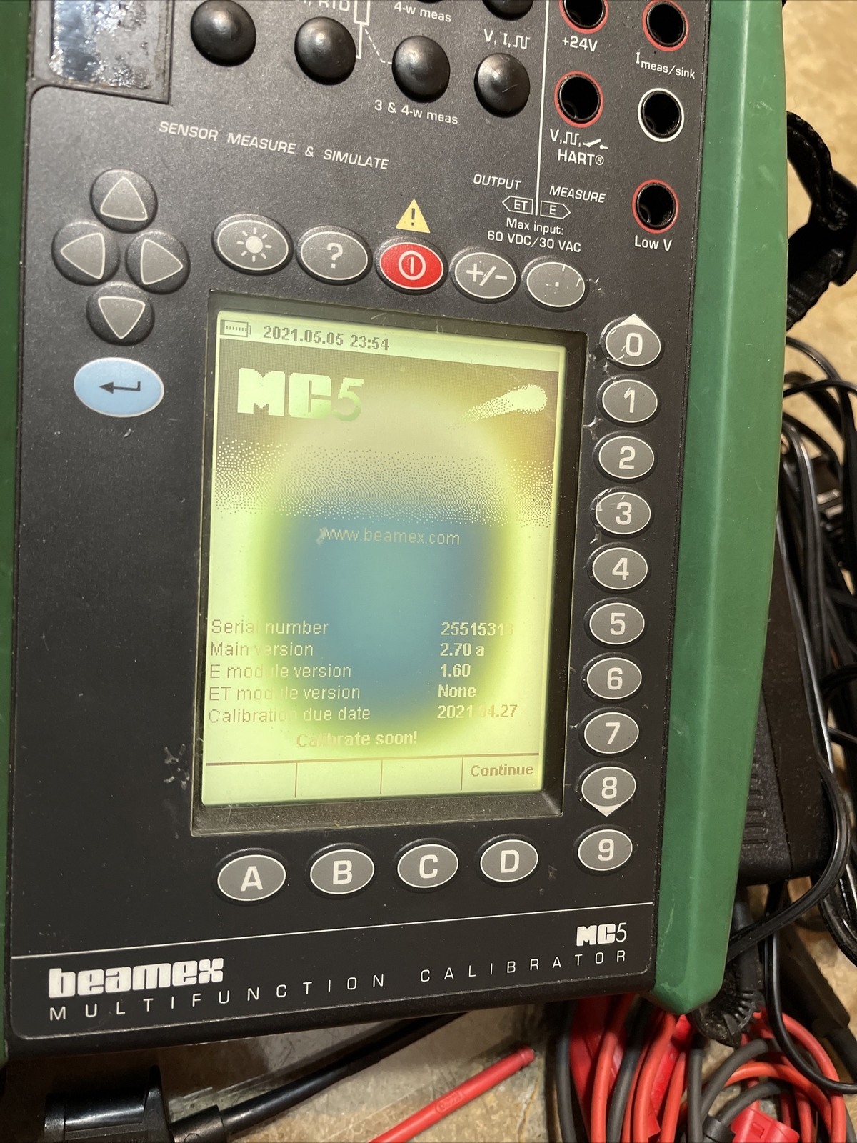 Beamex MC5 Multifunction Process Calibrator w accessories Screen Fade Ships Free