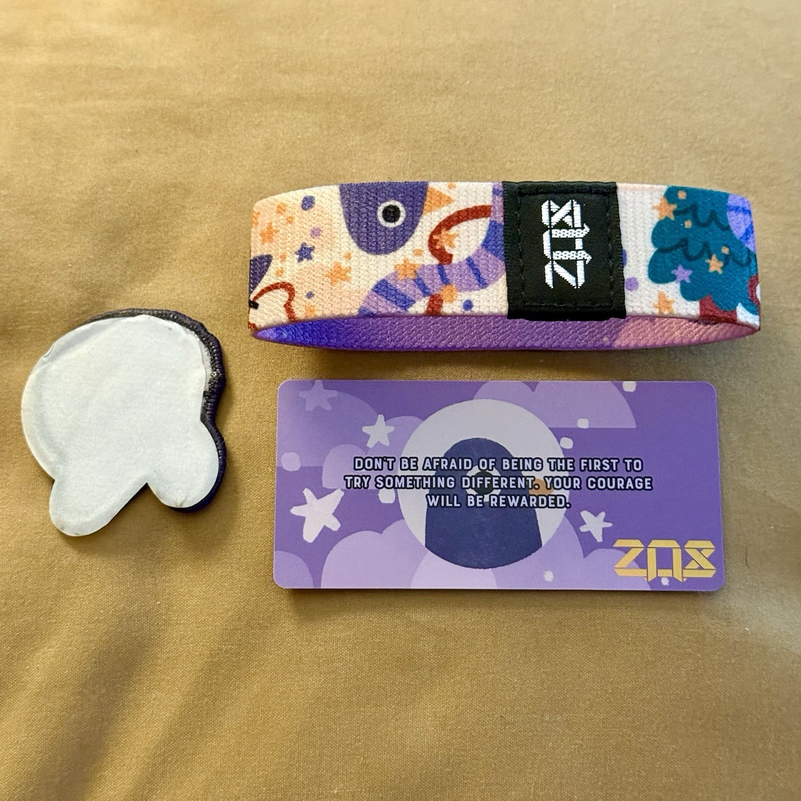 ZOX Silver Strap and Patch *EARLY BIRD* Size MEDIUM Reversible Wristband w/ Card
