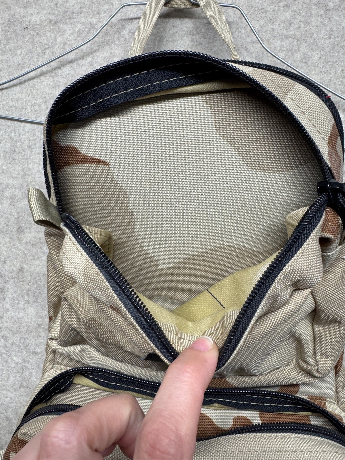 Hydrastorm Tsunami Hydration System 100 oz Desert Camo Backpack Nylon