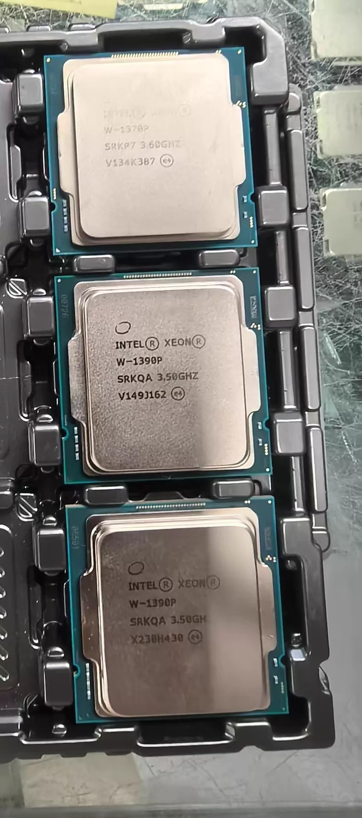1pcs*Intel Xeon W-1390P 8C/16T 3.5GHz 125W LGA1200 CPU Processor