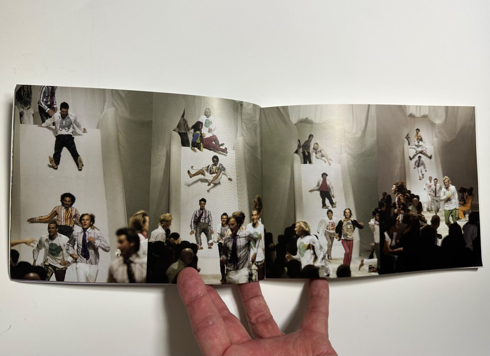 ETRO Men's Collection Catalog Spring-Summer 2005