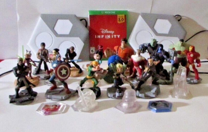 infinity Disney lot Marvel Star Wars Characters figures Portal Pads Game