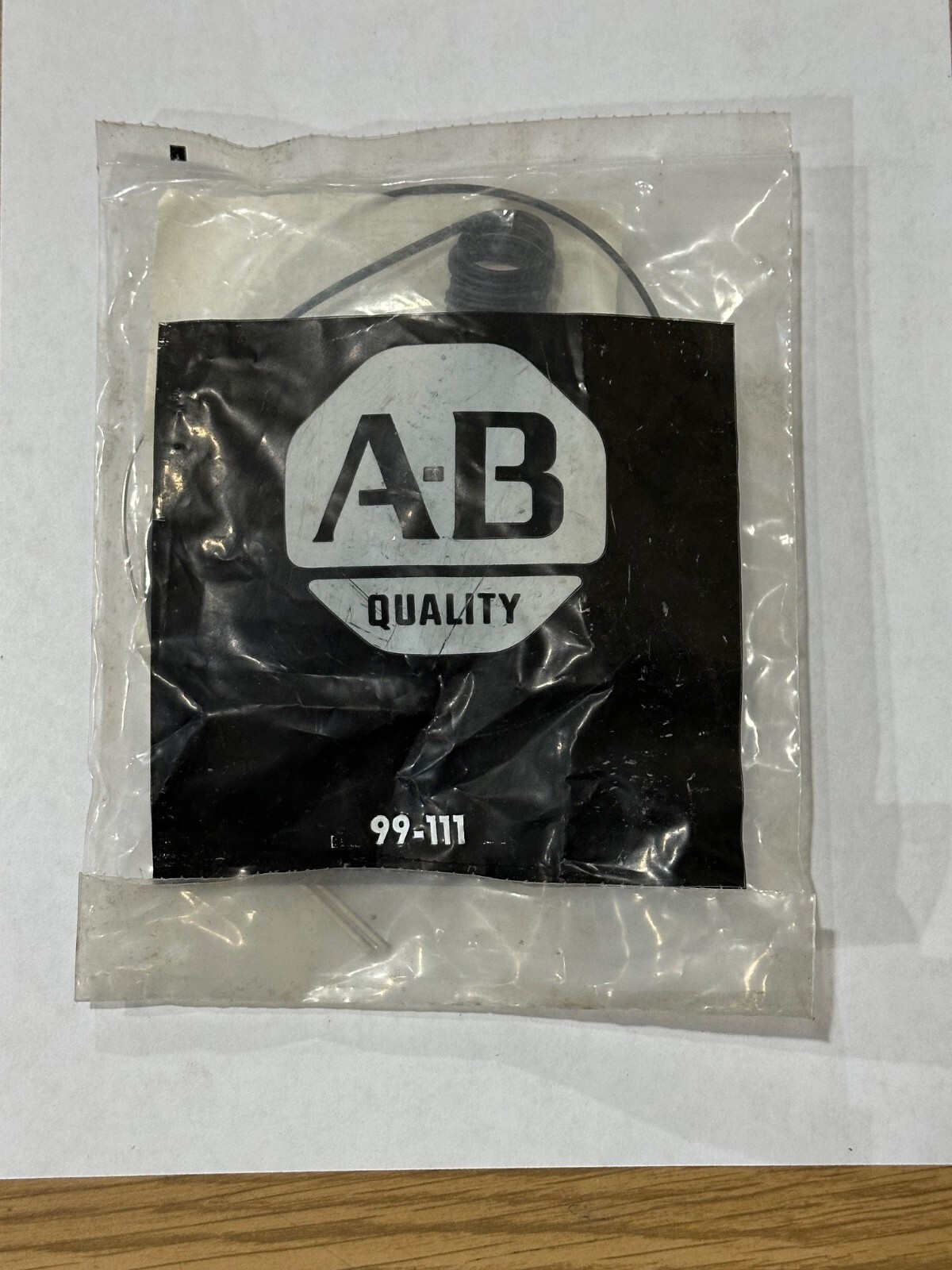 ALLEN BRADLEY 99-111 PHOTOSWITCH  FIBER OPTIC SENSOR *NEW IN BOX*