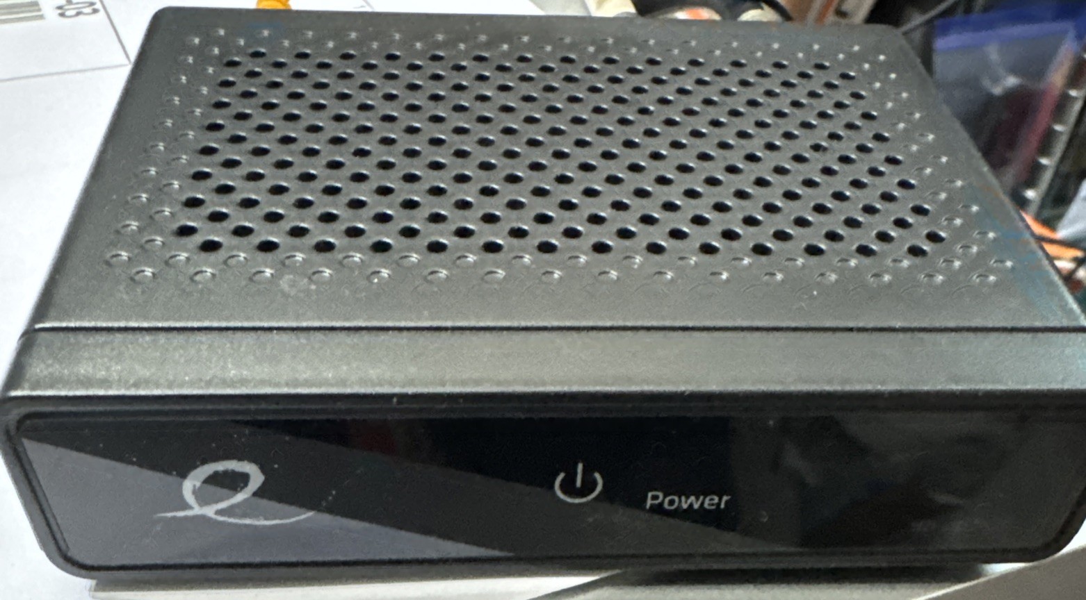 Evolution Model DMS2004UHD With cords And HDMI