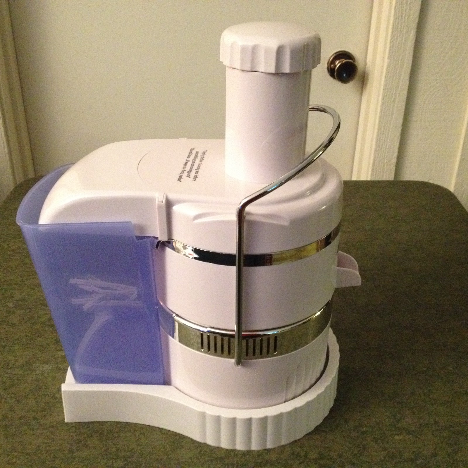 JACK LALANNE’S POWER JUICER WITH PLATFORM & EXTRA CUTTING BLADE
