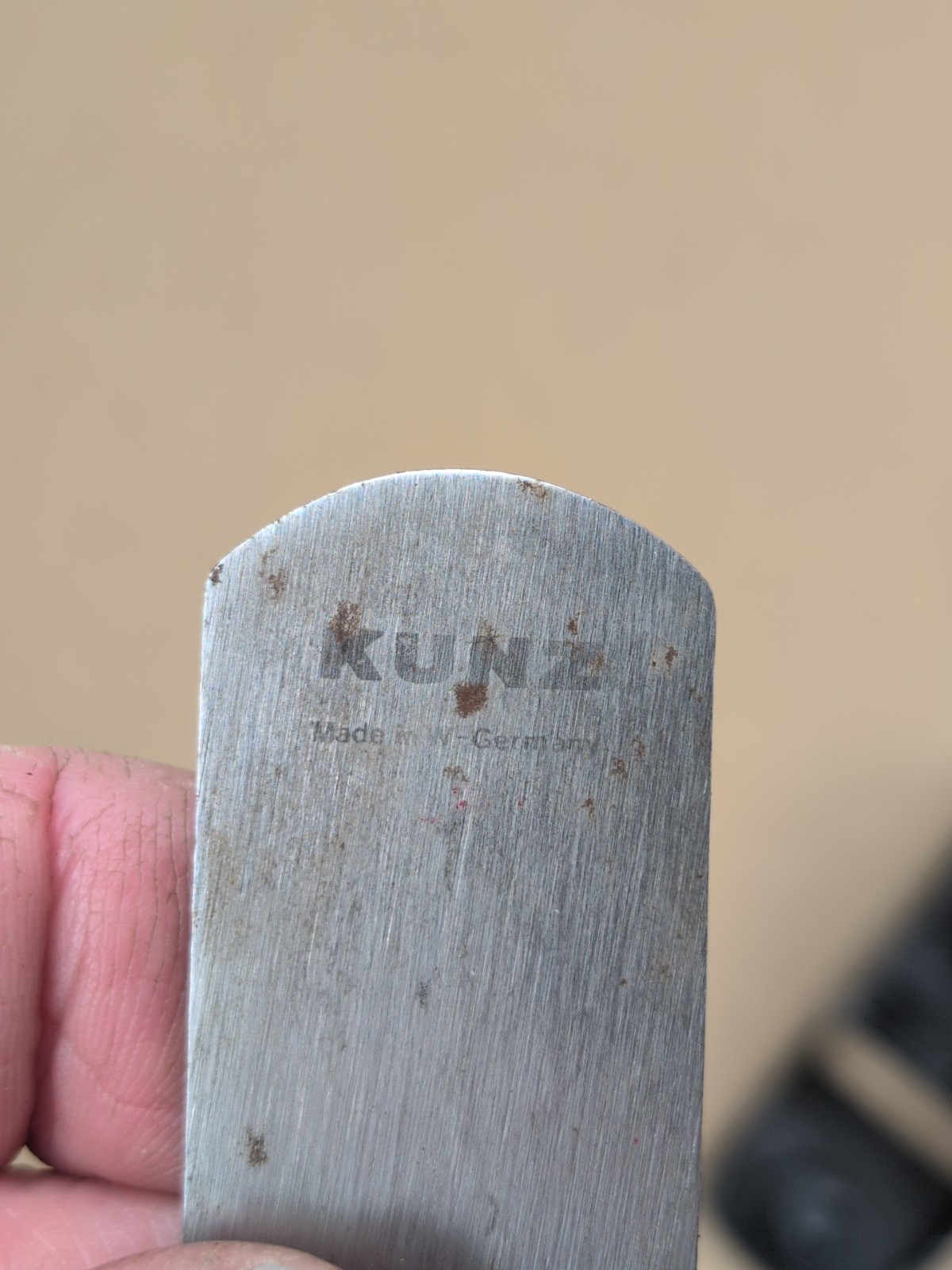 IV534 KUNZ no. 100 Squirrel Tail Plane #100 Flat Bottom