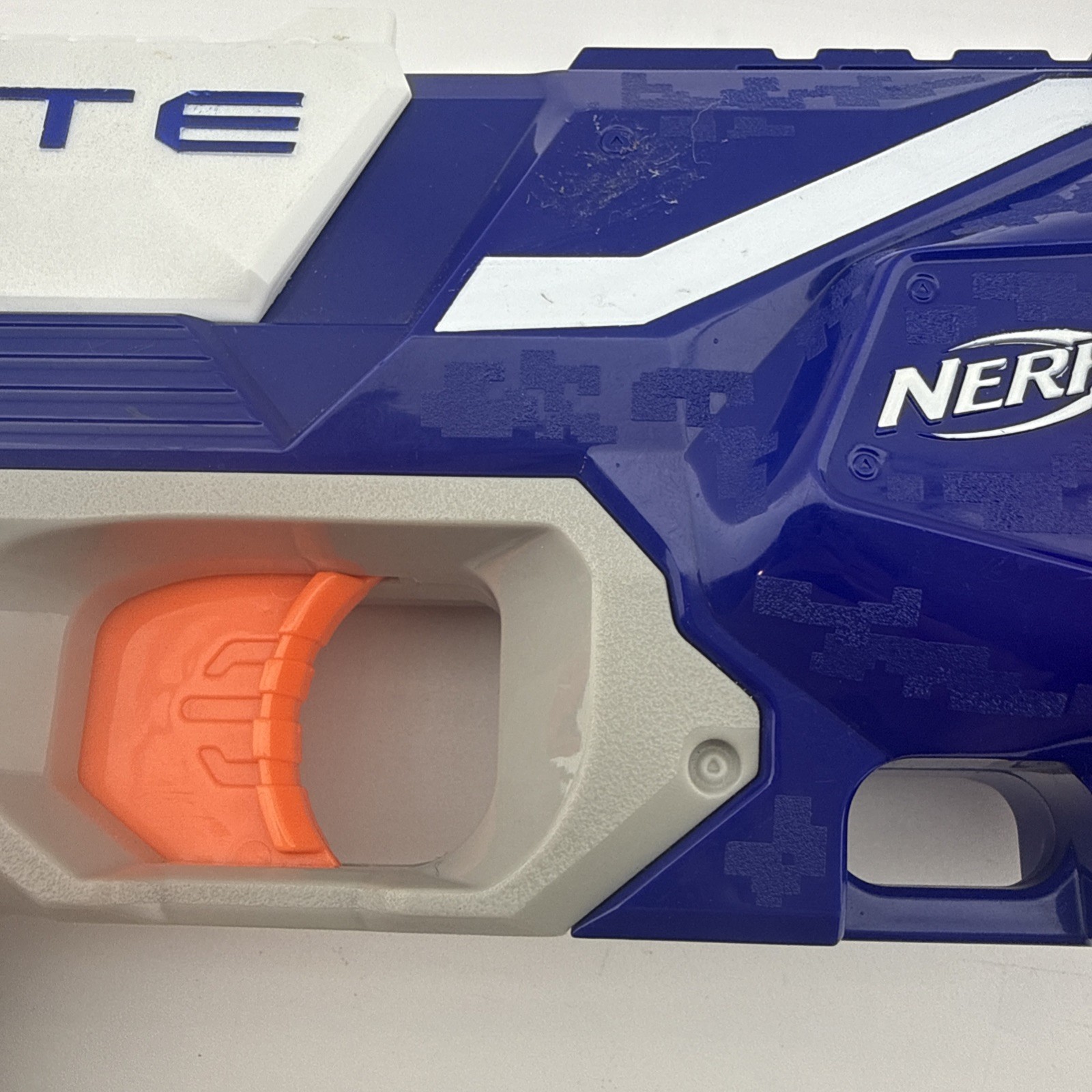 Nerf N-Strike Elite Disruptor B9837F07 Dart Blaster