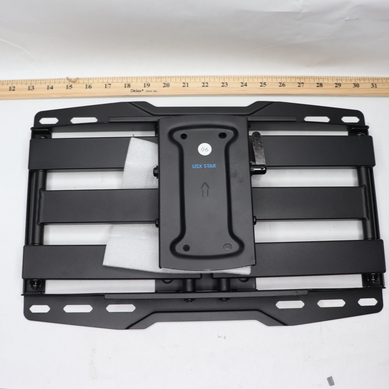 USX Star Full Motion TV Wall Mount Bracket - TV Brackets Not Included