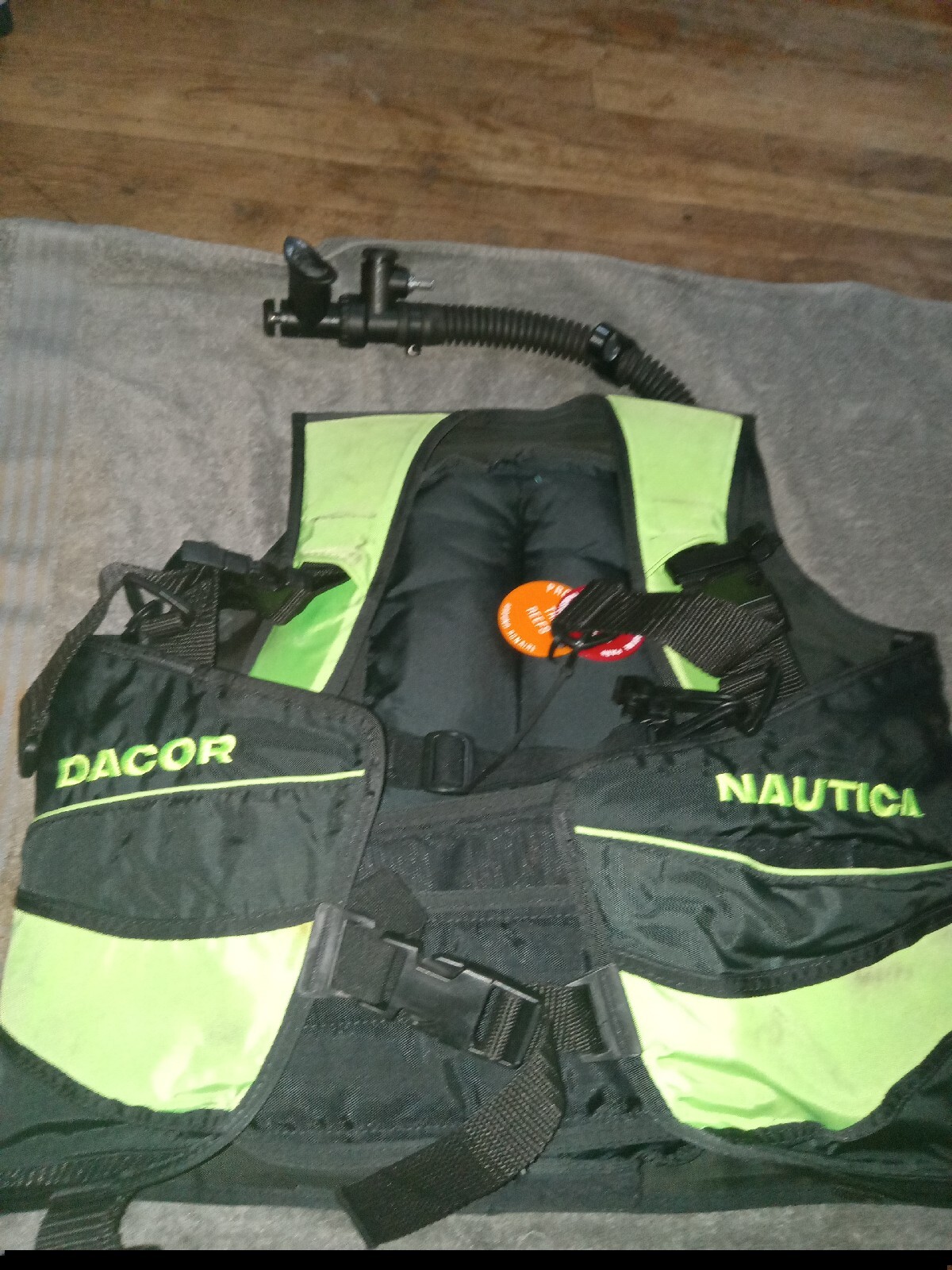 Dacor nautica scuba bcd black green size Small TESTED And Works
