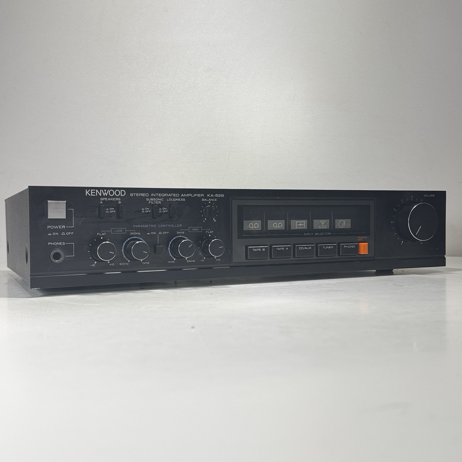 Kenwood KA-52B Integrated Stereo Amp Amplifier W/ Parametric Control - Tested