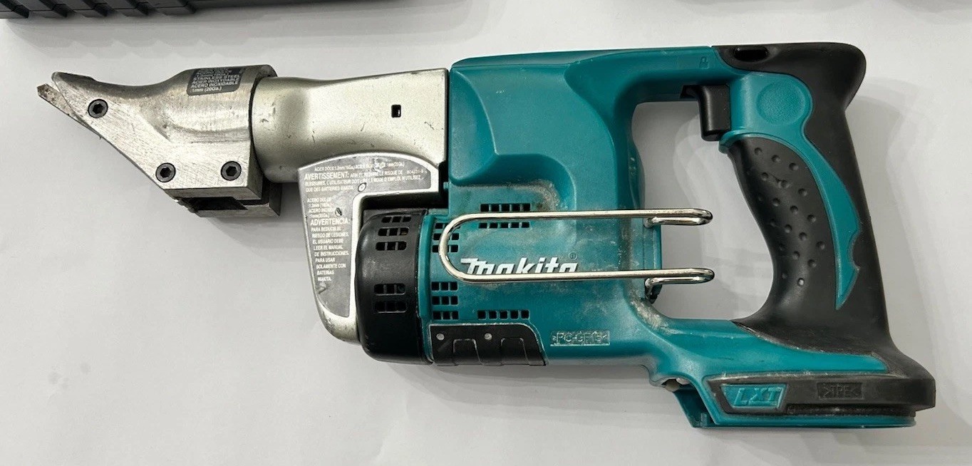 Makita 18V Cordless Shear XSJ01 Tool Only WORKING Very Good Condition