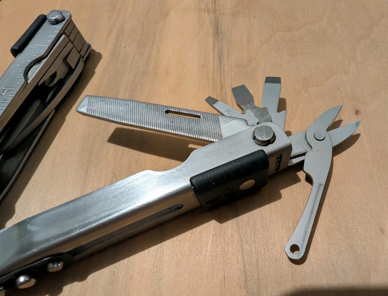 Gerber MP600 Bluntnose Custom Modded With Scissors & Chisel Added See Pictures