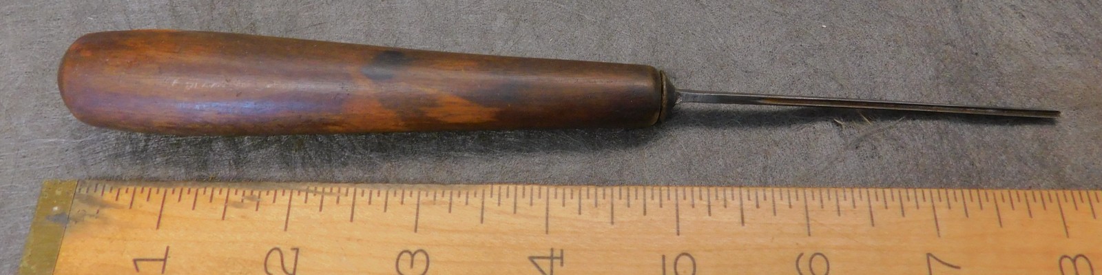 S. J. Addis  1/16" No. 11 Veining Tool  Antique Carving Gouge / Chisel