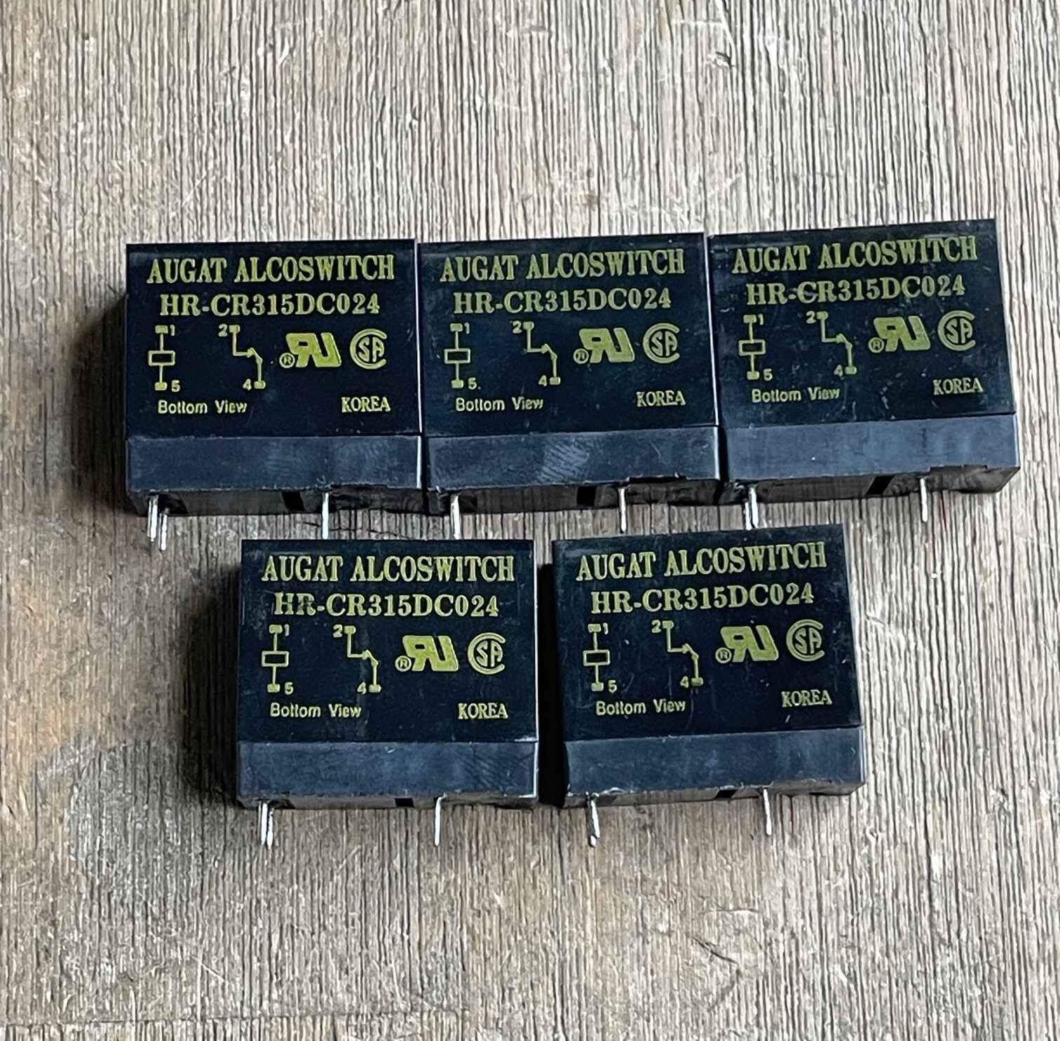 AUGAT ALCOSWITCH HR-CR315DC024 RELAYS LOT OF 5