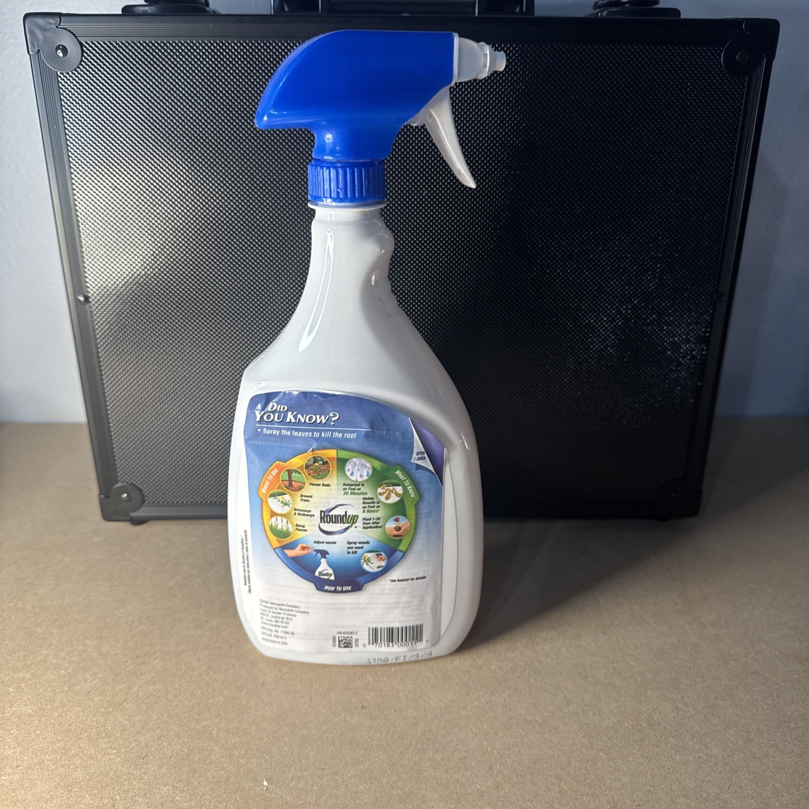 NEW Roundup 24 oz Ready-to-Use Weed & Grass Killer Fast Acting