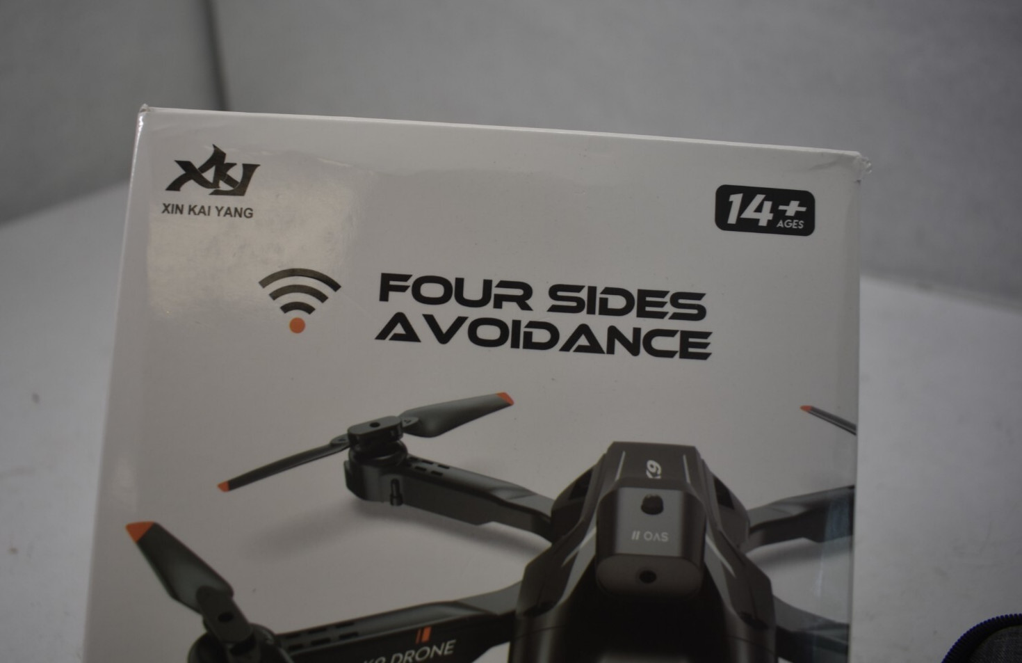 Xin Kai Yang K9 Drone Four Side Avoidance Camera Drone RC With Carrying Case
