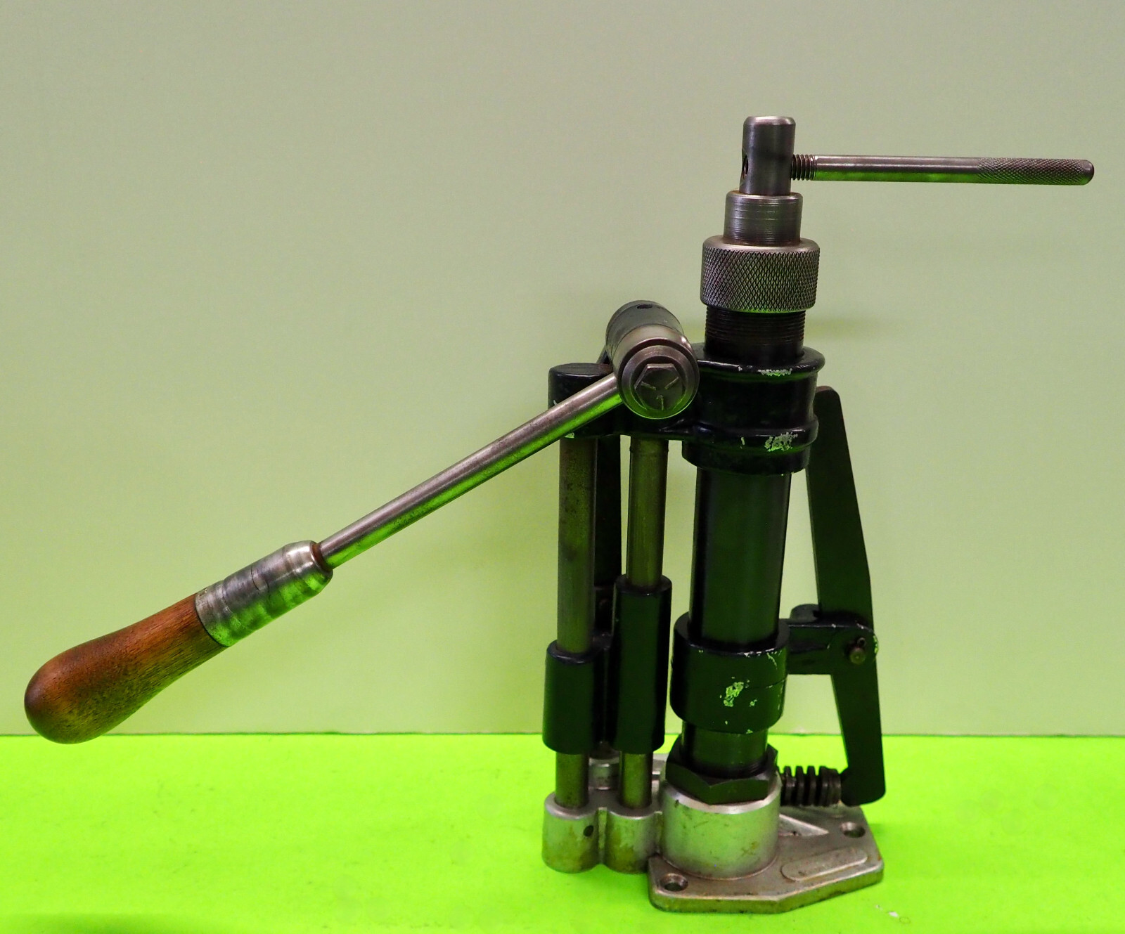 Star Machine Works Lubricator & Sizer