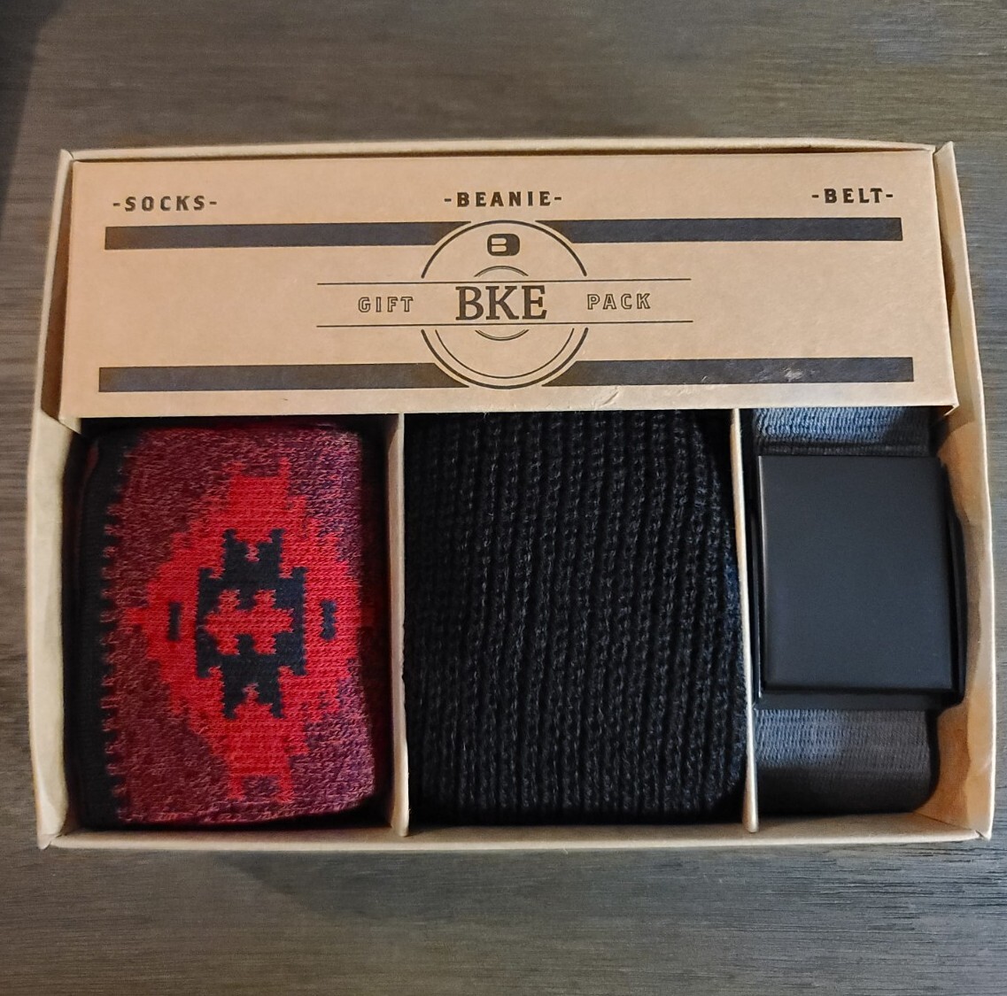 NEW MENS BUCKLE BKE GIFT SET SICKS BEANIE BELT