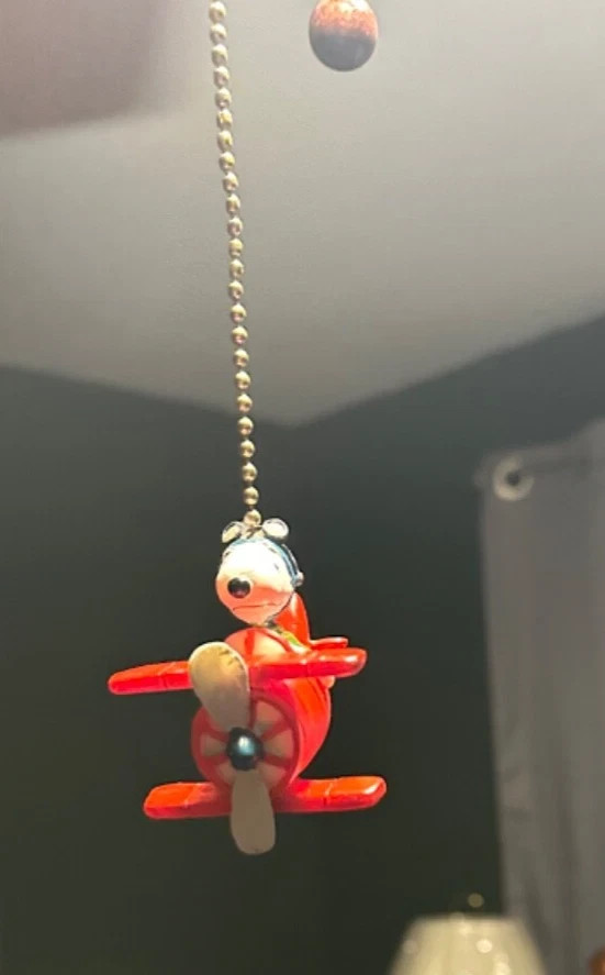 Vintage Peanuts Snoopy Fan Light Lamp Ceiling Pull Bi-Plane Flying Ace 4" Chain