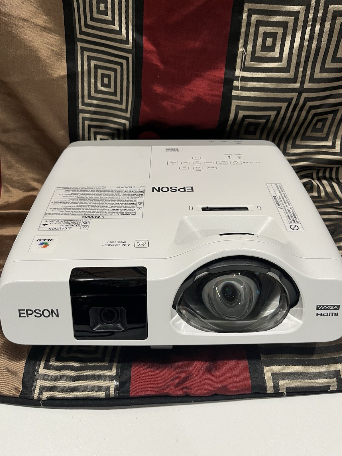 Epson BrightLink 536Wi WXGA 3LCD Projector Under 1200 Run Time