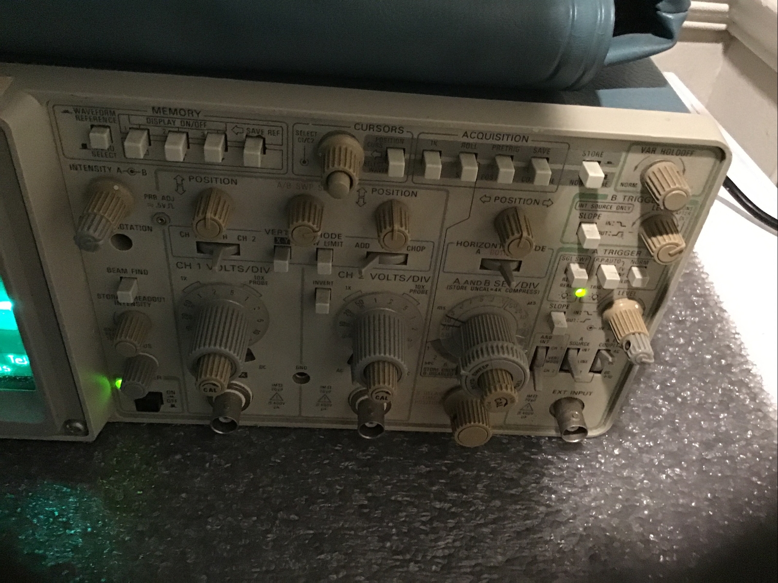 Tektronix Digital Storage Oscilloscope 2230