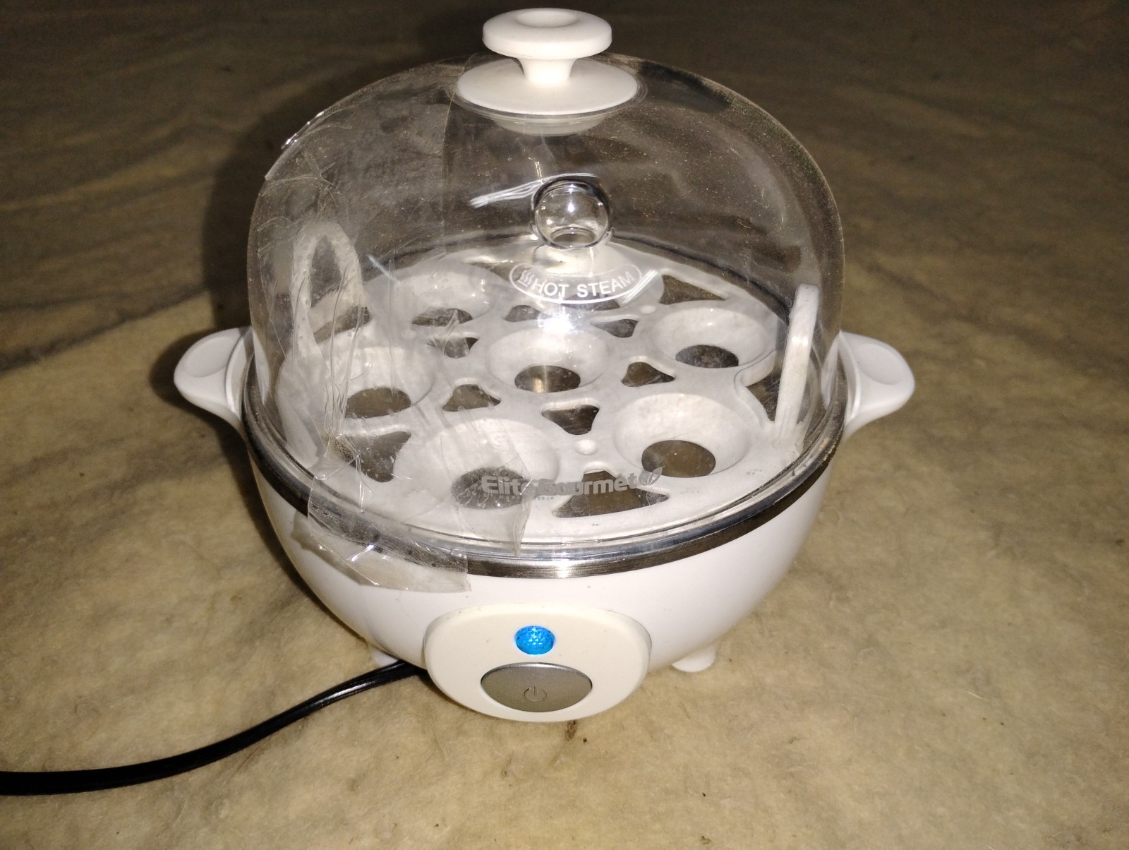 Elite Gourmet EGC-007 Rapid 7 slot soft/hard boiled Egg Cooker. Excellent condit