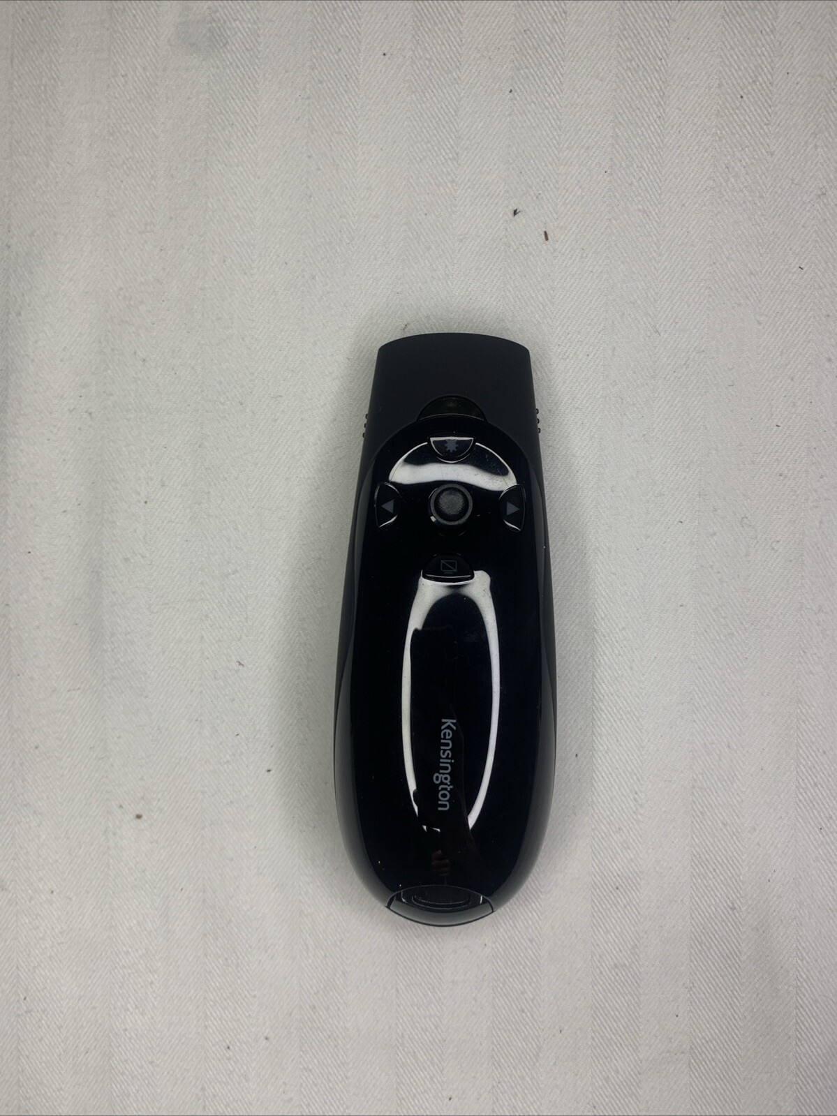 Kensington Expert Wireless Presenter with Green Laser Pointer and Cursor Control