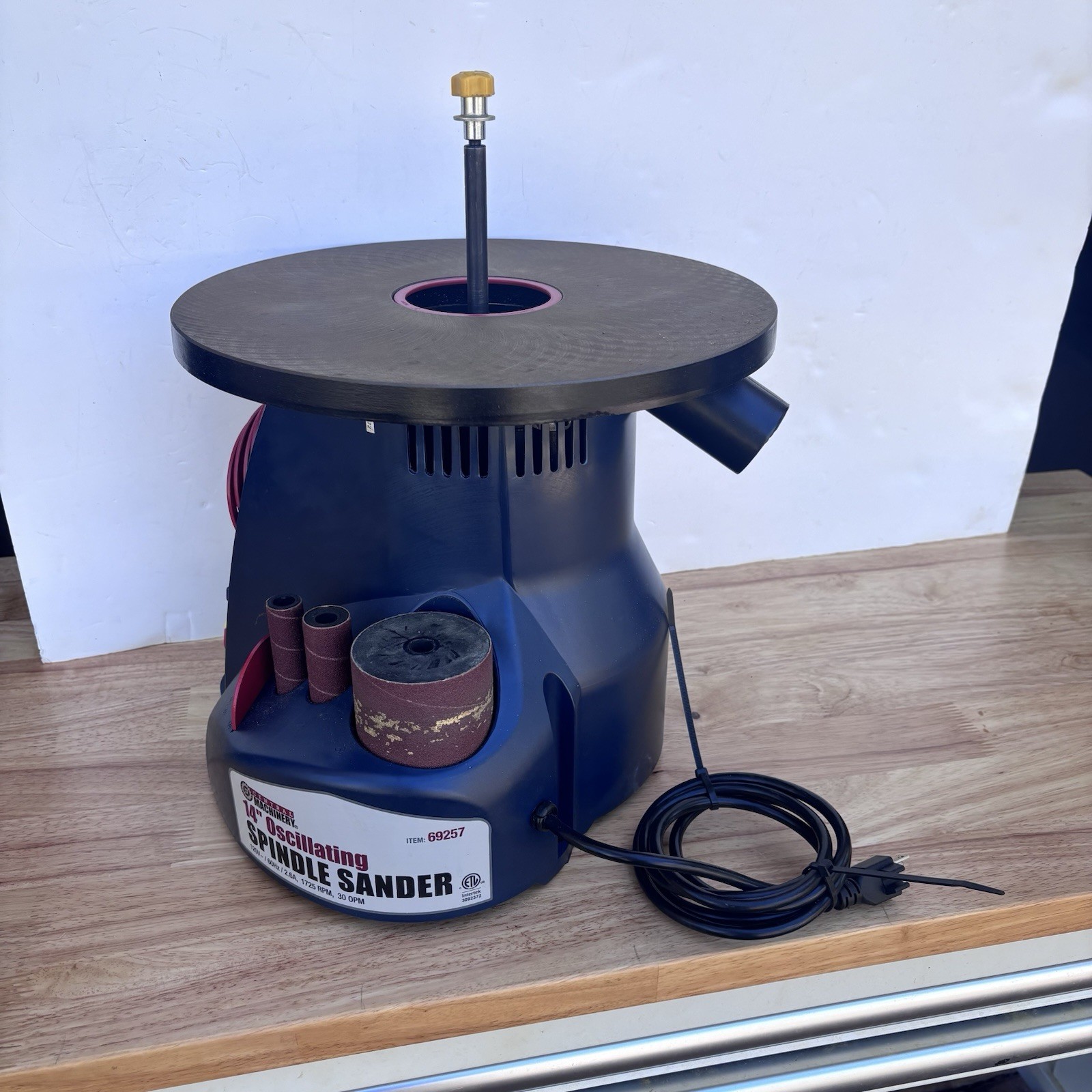 Oscillating Spindle Sander 14 Inch Central Machine Extra Sanding Cones
