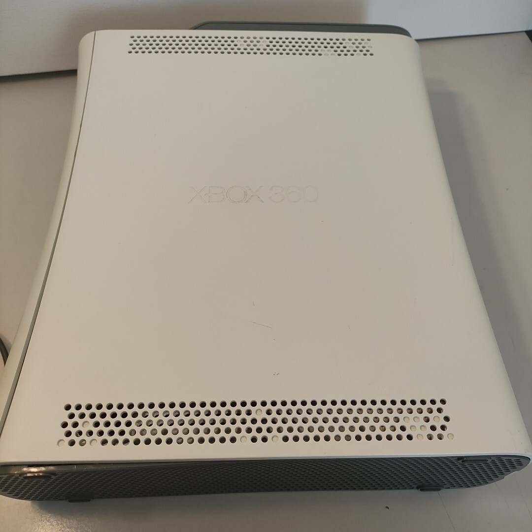 Xbox 360 White Console & No Cords-Untested