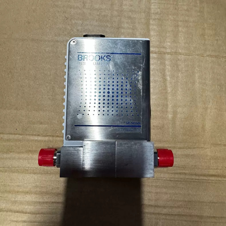 Brooks GF120XSLC-0035010C-VXVOGX-XXXXAX-000 Flow Sensor Used 1PCS