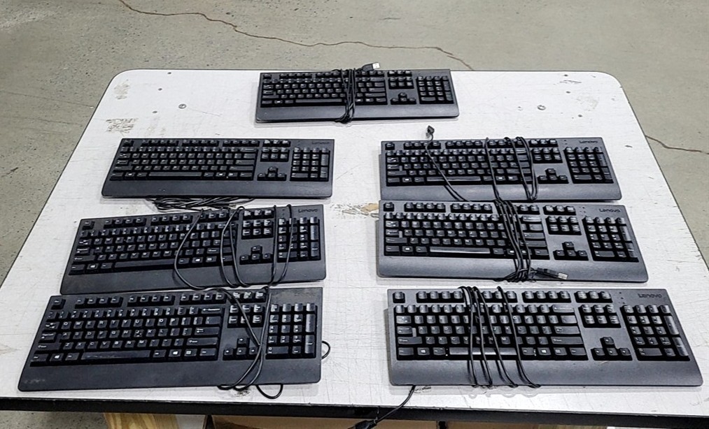 Lot of 7* Lenovo SK-8827 Keyboard Black USB