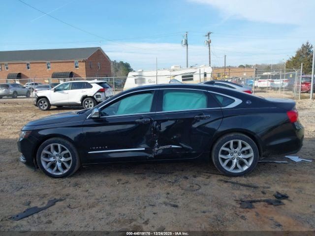 IMPALA 2016 Glove Box 4978500