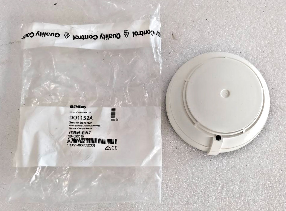 SIEMENS Smoke Detector DO1152A NEW